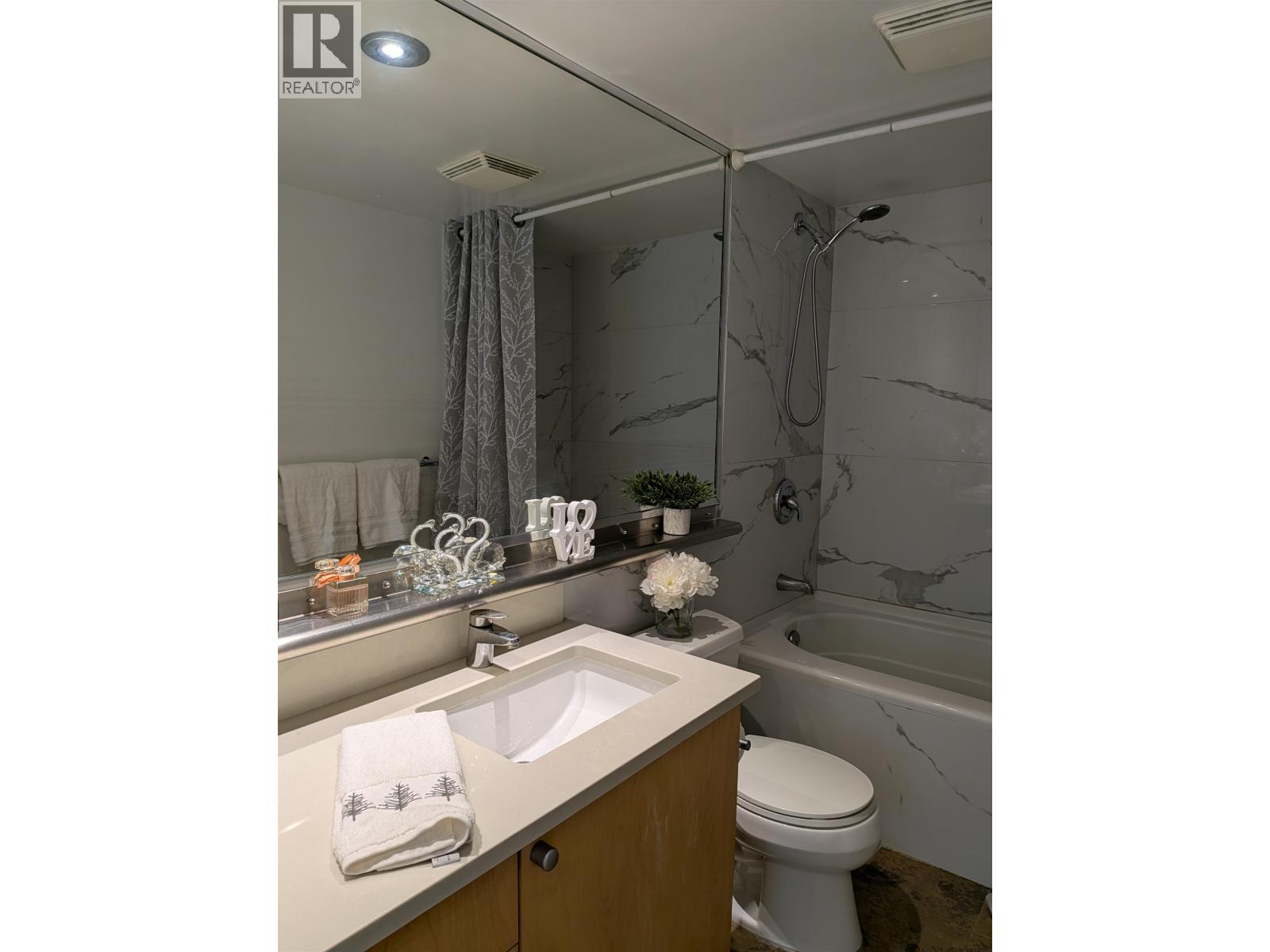 1202 1003 Burnaby Street, Vancouver, British Columbia  V6E 4R7 - Photo 24 - R3082536