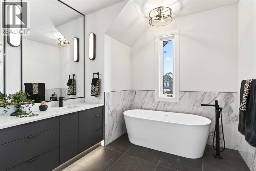 2417 26 Street Sw, Calgary, Alberta  T3E 2A6 - Photo 22 - A2230550