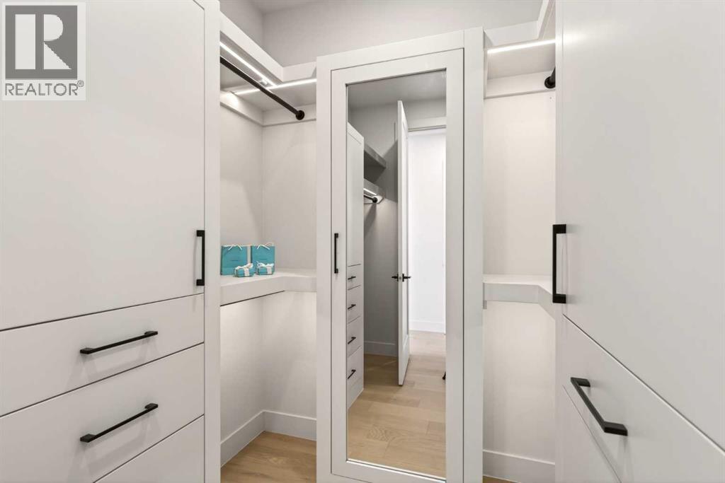 2417 26 Street Sw, Calgary, Alberta  T3E 2A6 - Photo 25 - A2230550