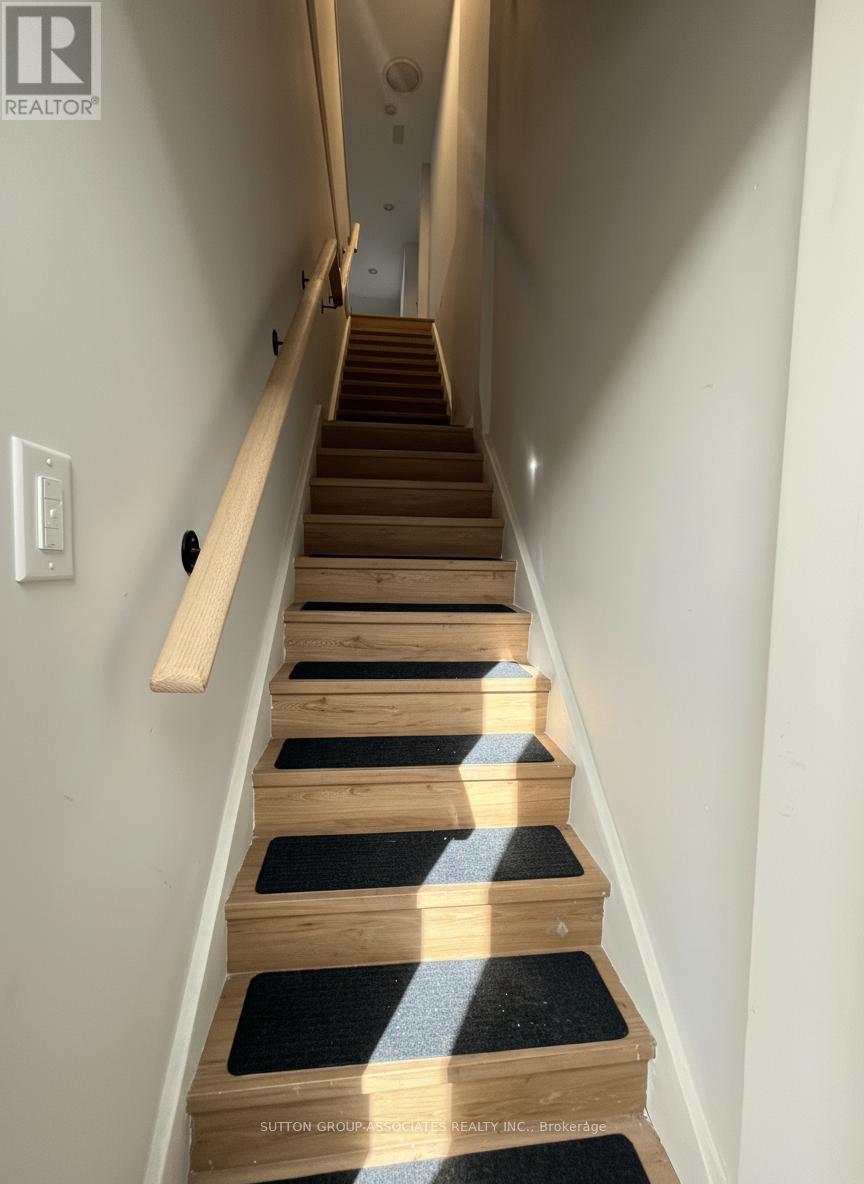 A - 587 College Street, Toronto, Ontario  M6G 1B2 - Photo 16 - C12745624