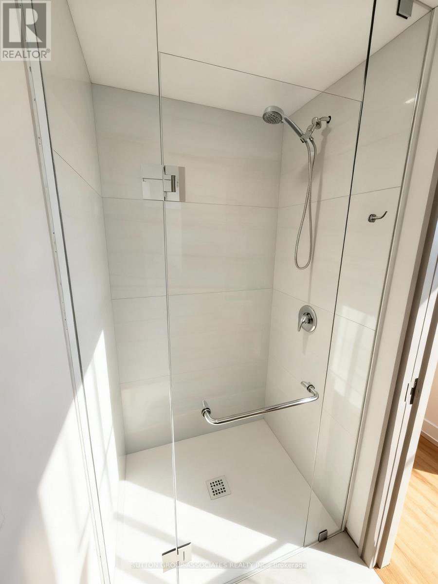 A - 587 College Street, Toronto, Ontario  M6G 1B2 - Photo 7 - C12745624