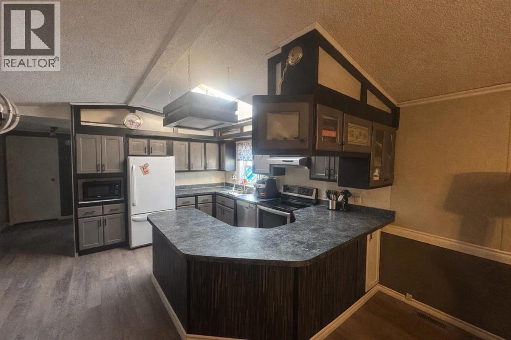 119 Park Lane, Swan Hills, Alberta  T0G 2C0 - Photo 10 - A2269864