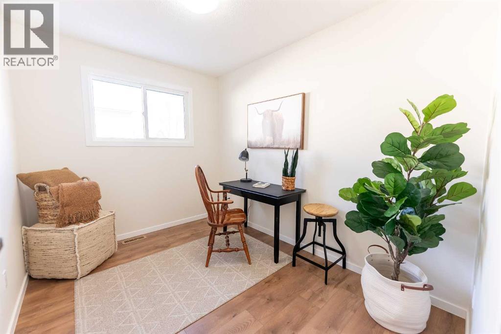 215 Overdown Drive, Red Deer, Alberta  T4P 1W7 - Photo 16 - A2282142