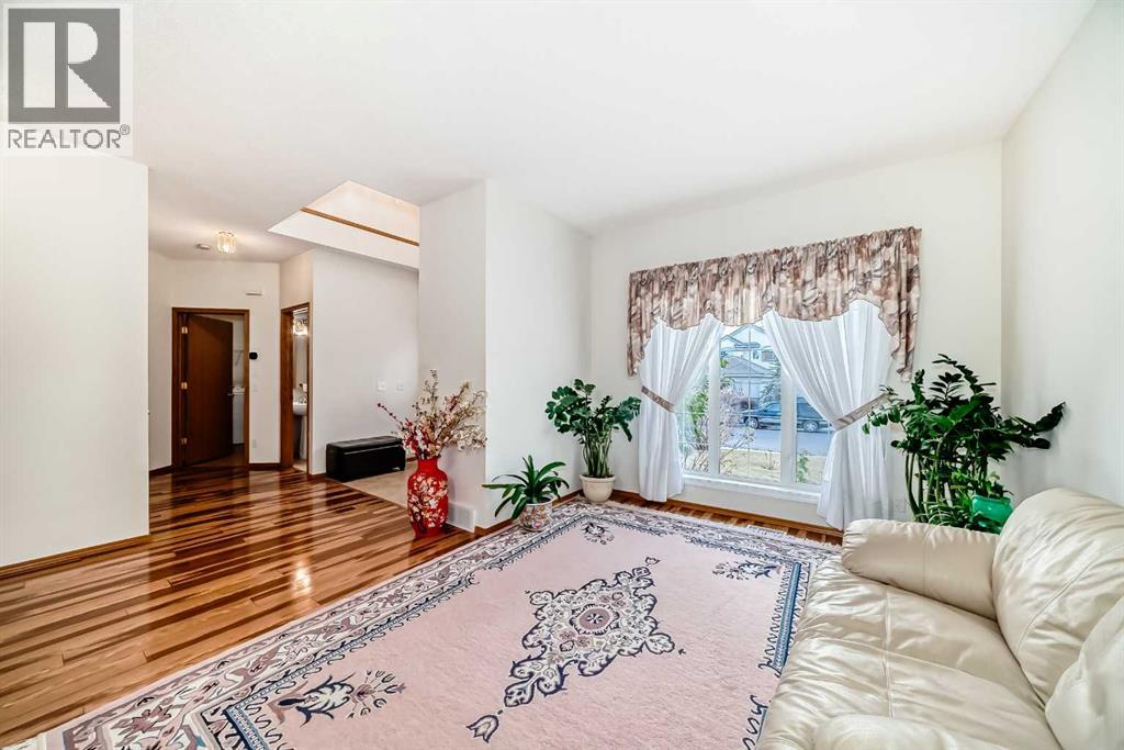 120 Cove Road, Chestermere, Alberta  T1X 1E4 - Photo 8 - A2280214