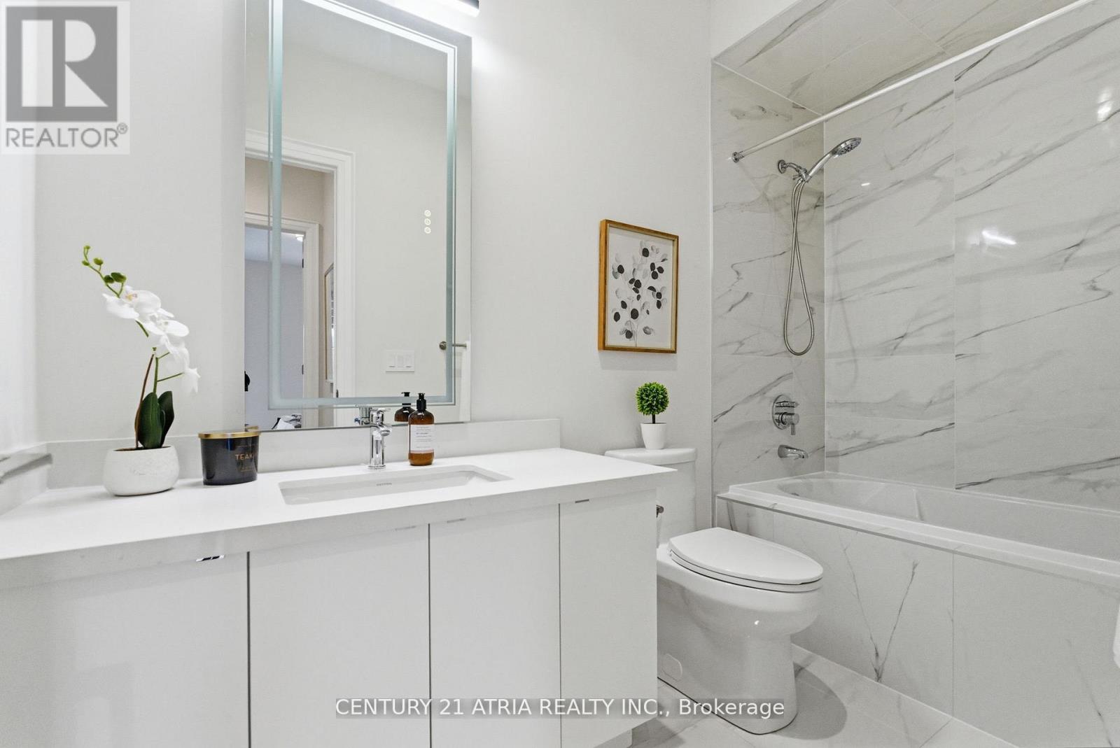 9404 Bayview Avenue, Richmond Hill, Ontario  L4C 4Z2 - Photo 19 - N12743442