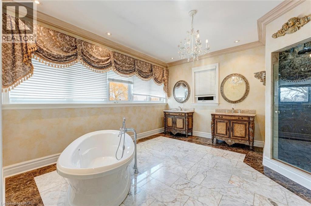 10 Merrydale Court, Brampton, Ontario  L6P 0H4 - Photo 34 - 40802120