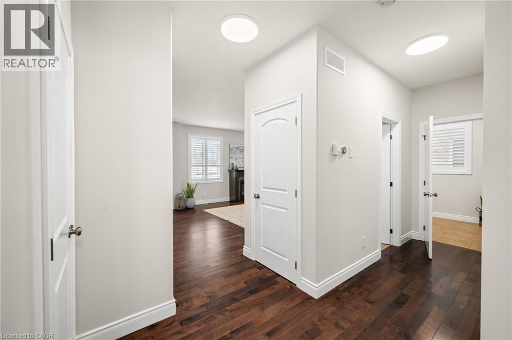 279 Zeller Drive, Kitchener, Ontario  N2A 0B2 - Photo 8 - 40800460