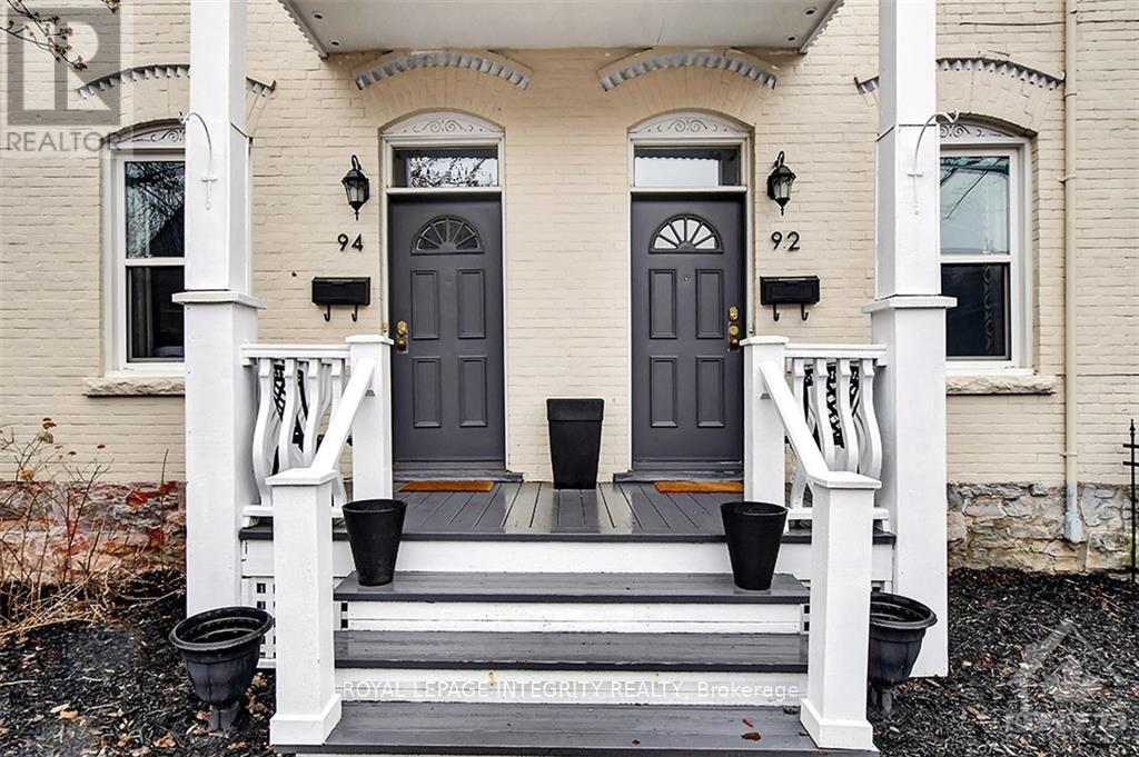 94 St Andrew Street, Ottawa, Ontario  K1N 5G2 - Photo 2 - X12745648