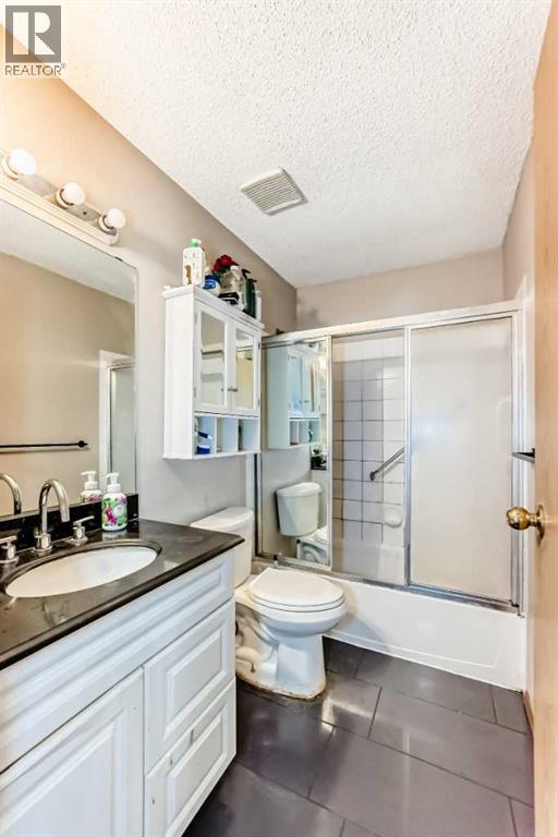 11 Martinwood Road Ne, Calgary, Alberta  T3J 3G6 - Photo 25 - A2269023