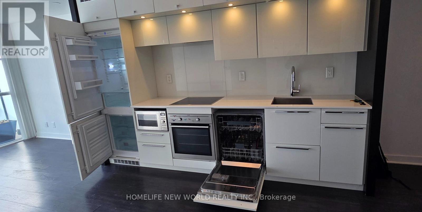 4501 - 15 Grenville Street, Toronto, Ontario  M4Y 0B9 - Photo 16 - C12745656