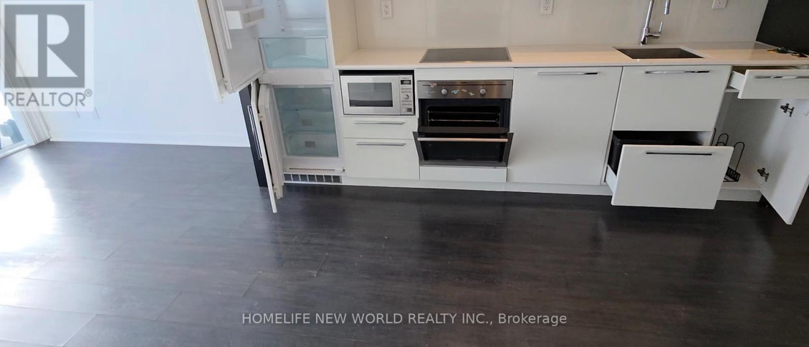 4501 - 15 Grenville Street, Toronto, Ontario  M4Y 0B9 - Photo 17 - C12745656