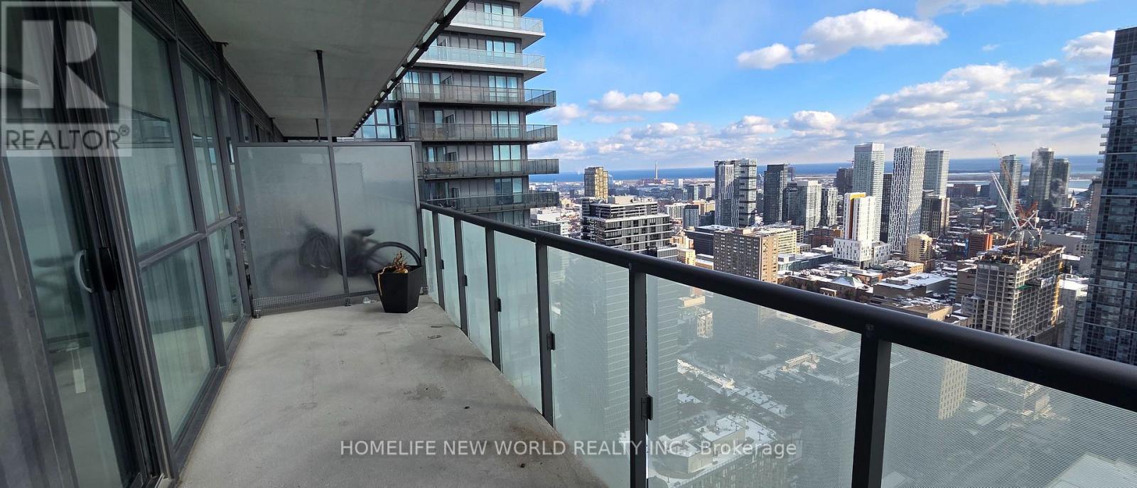 4501 - 15 Grenville Street, Toronto, Ontario  M4Y 0B9 - Photo 5 - C12745656