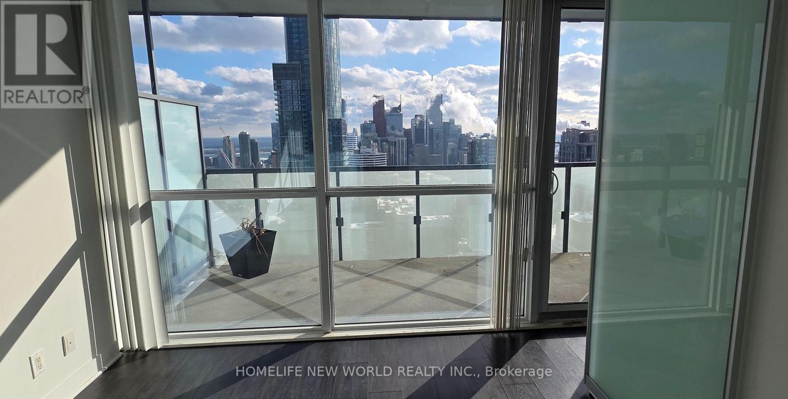 4501 - 15 Grenville Street, Toronto, Ontario  M4Y 0B9 - Photo 7 - C12745656