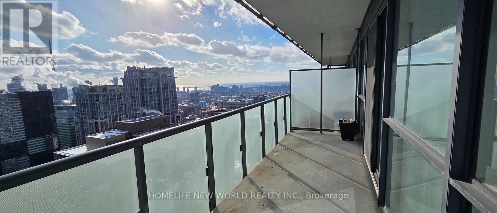 4501 - 15 Grenville Street, Toronto, Ontario  M4Y 0B9 - Photo 9 - C12745656