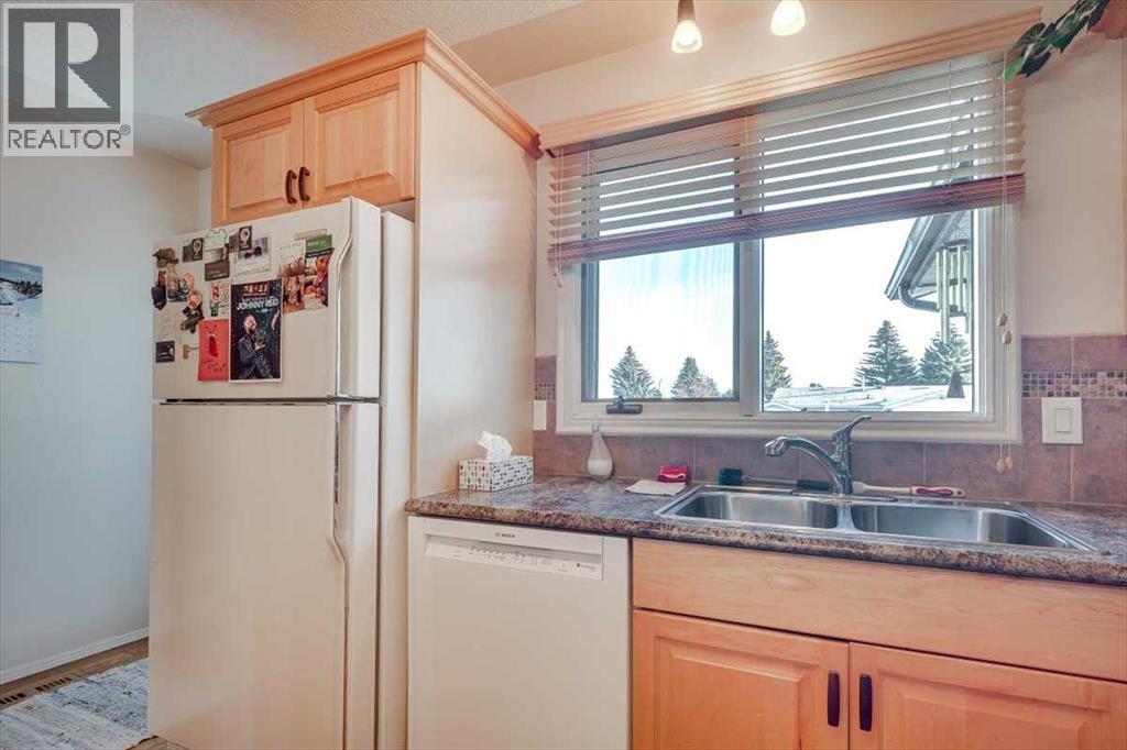 40 Nielsen Close, Red Deer, Alberta  T4P 2A1 - Photo 12 - A2280115