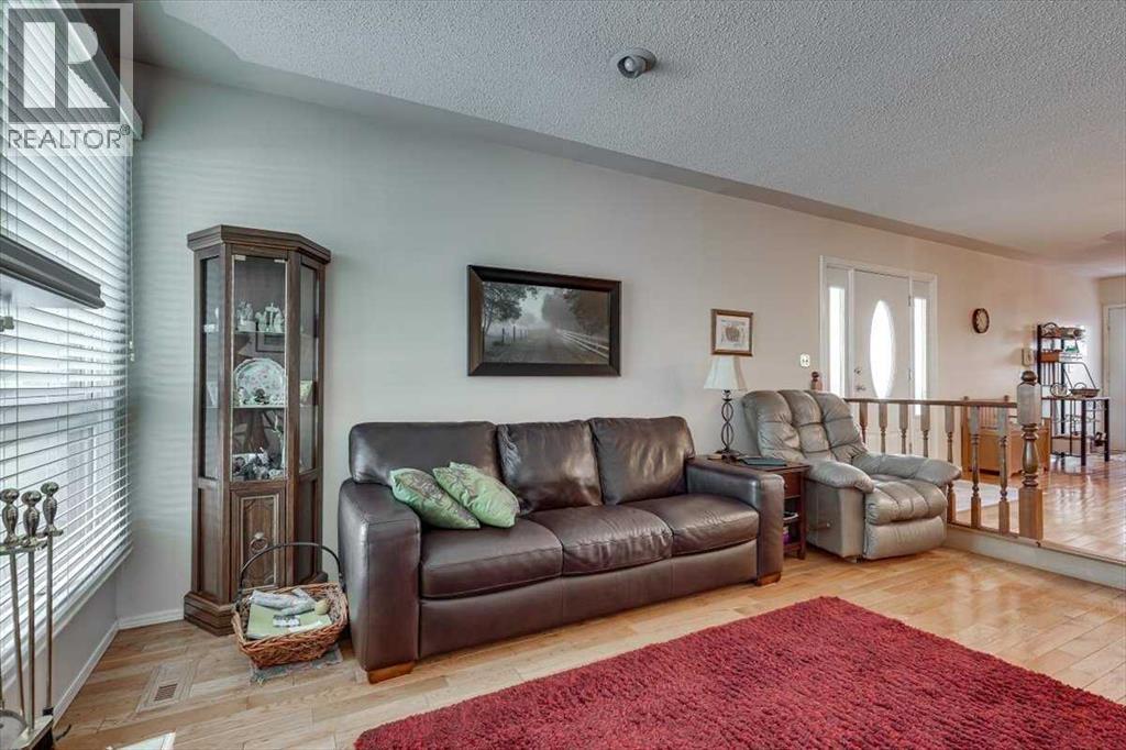 40 Nielsen Close, Red Deer, Alberta  T4P 2A1 - Photo 10 - A2280115