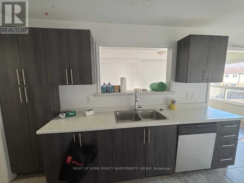 2140 Galloway Street, Innisfil, Ontario  L9S 4B7 - Photo 5 - N12745644