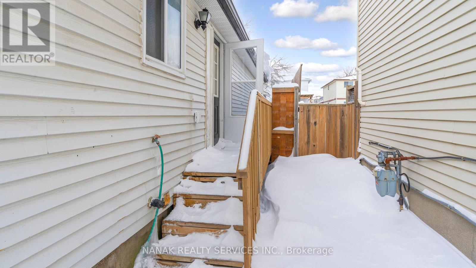 46 Hickling Trail, Barrie, Ontario  L4M 5S4 - Photo 24 - S12745638