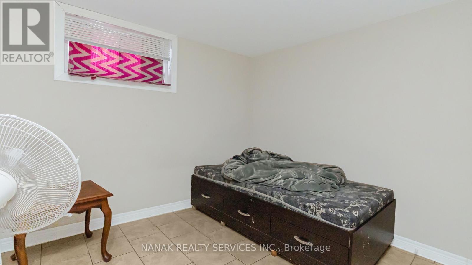 46 Hickling Trail, Barrie, Ontario  L4M 5S4 - Photo 32 - S12745638