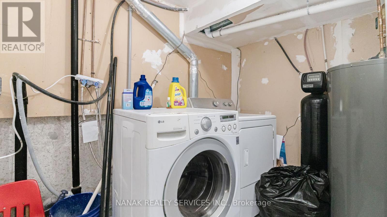 46 Hickling Trail, Barrie, Ontario  L4M 5S4 - Photo 37 - S12745638