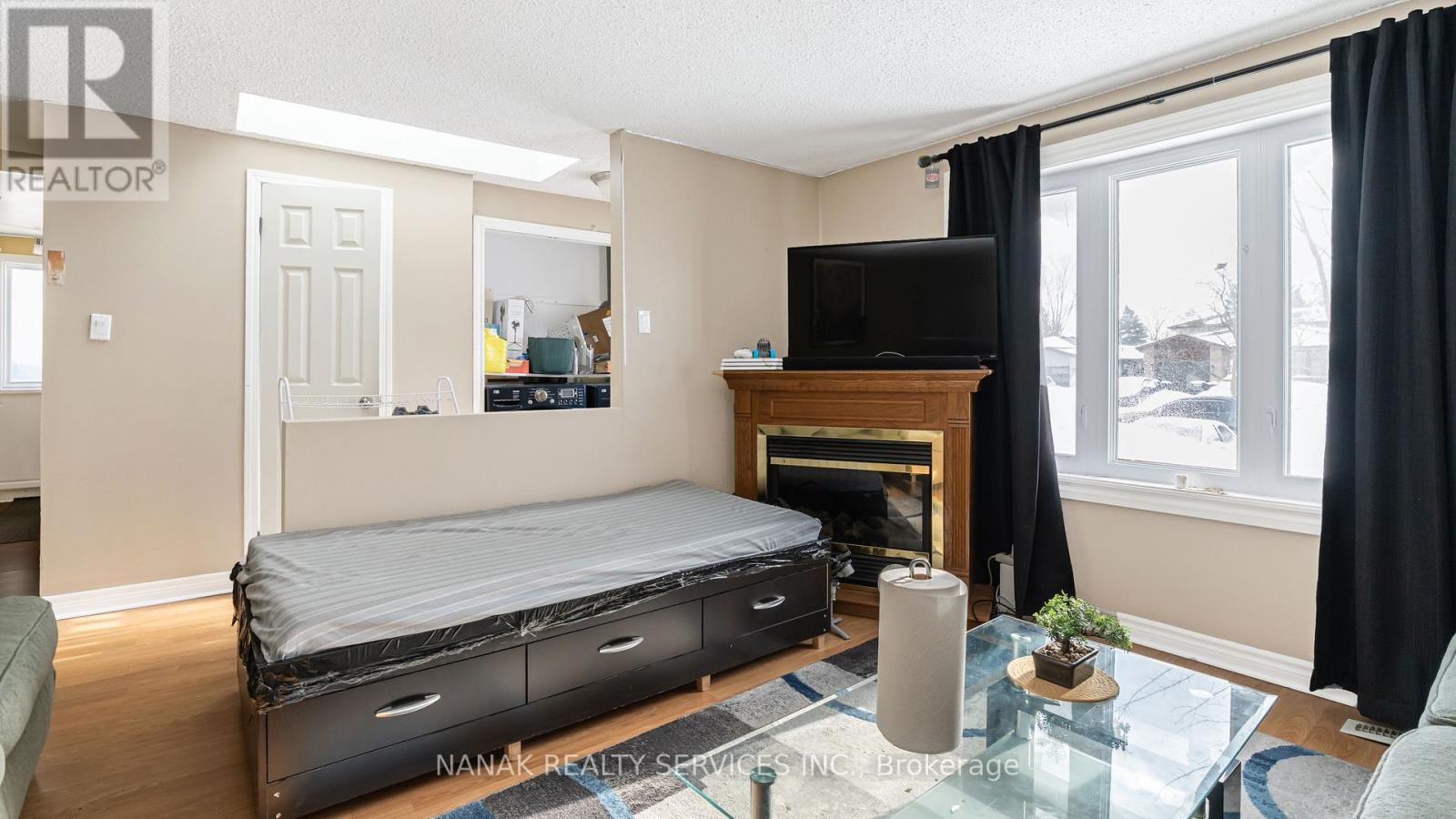 46 Hickling Trail, Barrie, Ontario  L4M 5S4 - Photo 7 - S12745638