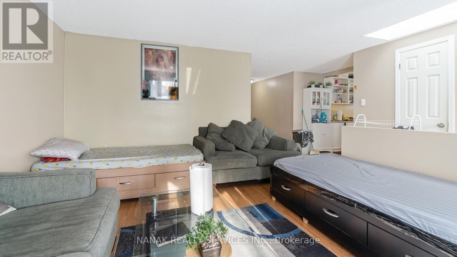 46 Hickling Trail, Barrie, Ontario  L4M 5S4 - Photo 8 - S12745638