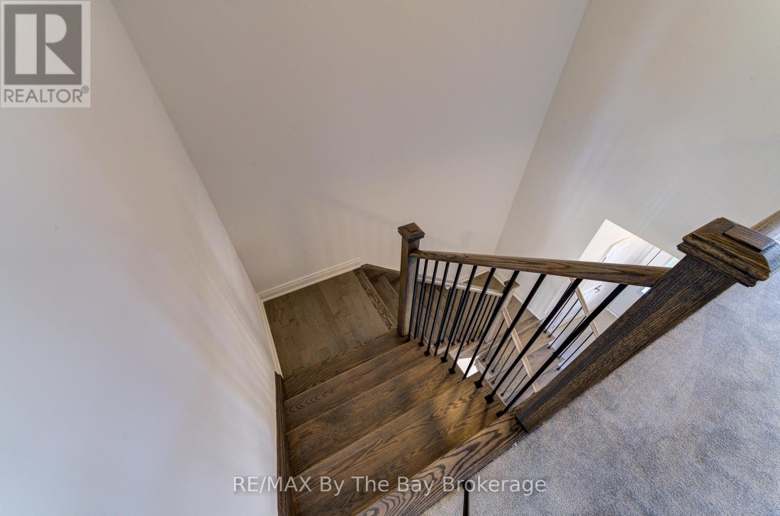 42 Lisa Street, Wasaga Beach, Ontario  L9Z 1J9 - Photo 23 - S12485091