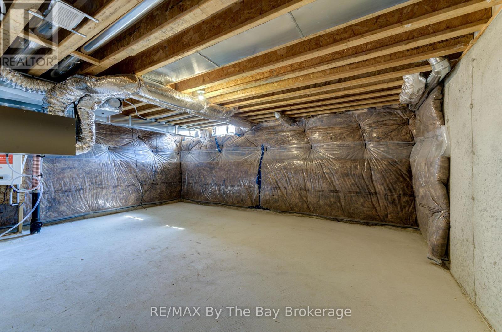 42 Lisa Street, Wasaga Beach, Ontario  L9Z 1J9 - Photo 39 - S12485091