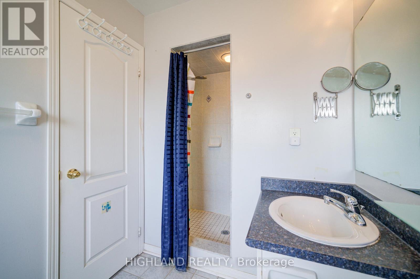 99 - 6399 Spinnaker Circle, Mississauga, Ontario  L5W 1Z5 - Photo 17 - W12745630