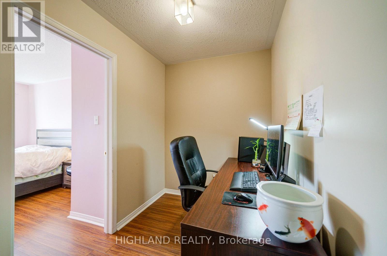 99 - 6399 Spinnaker Circle, Mississauga, Ontario  L5W 1Z5 - Photo 18 - W12745630