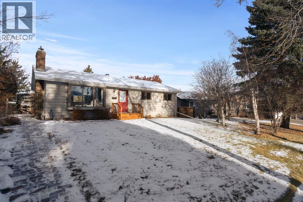 5714 48b Avenue, Camrose, Alberta  T4V 0L7 - Photo 3 - A2271446