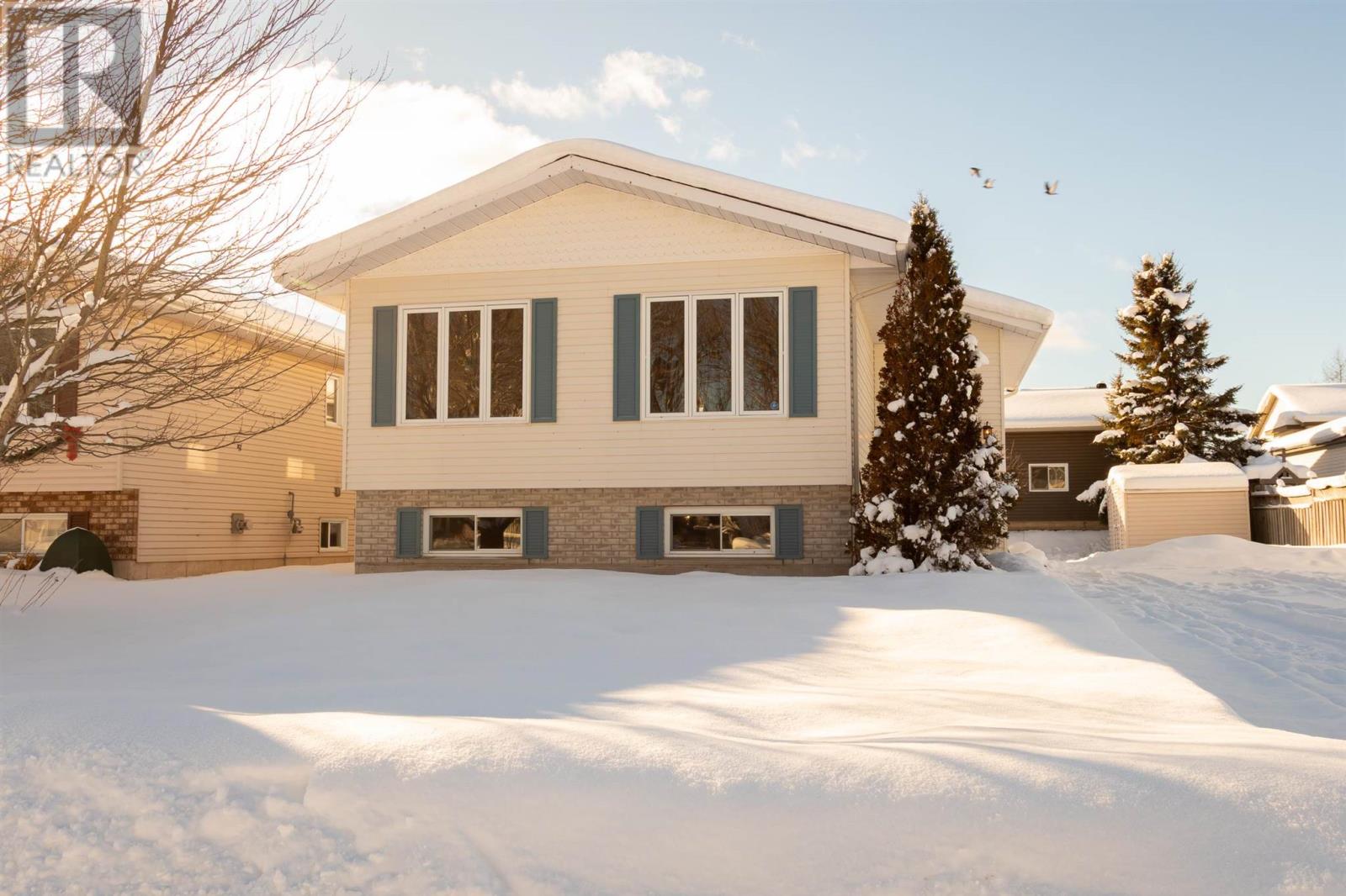 61 Muriel DR, Sault Ste. Marie, Ontario