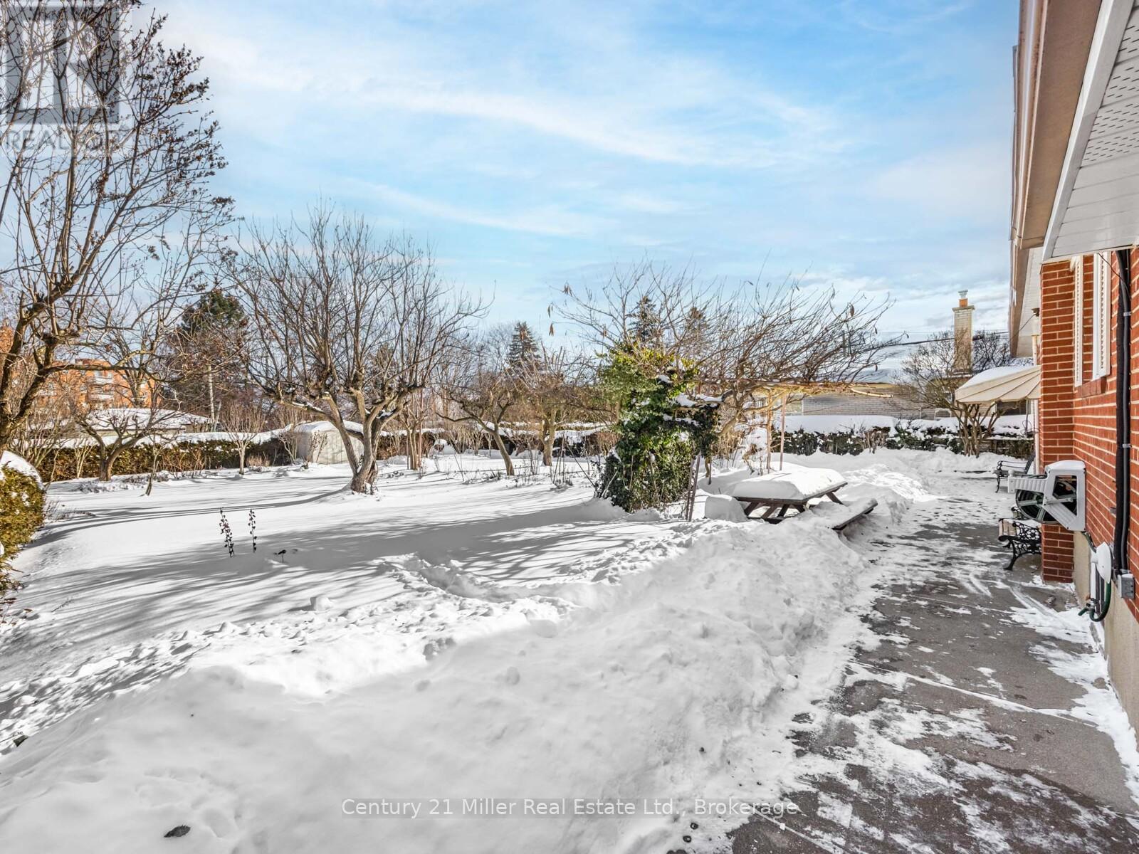 309 Queen Mary Drive, Oakville, Ontario  L6K 3L5 - Photo 34 - W12745594