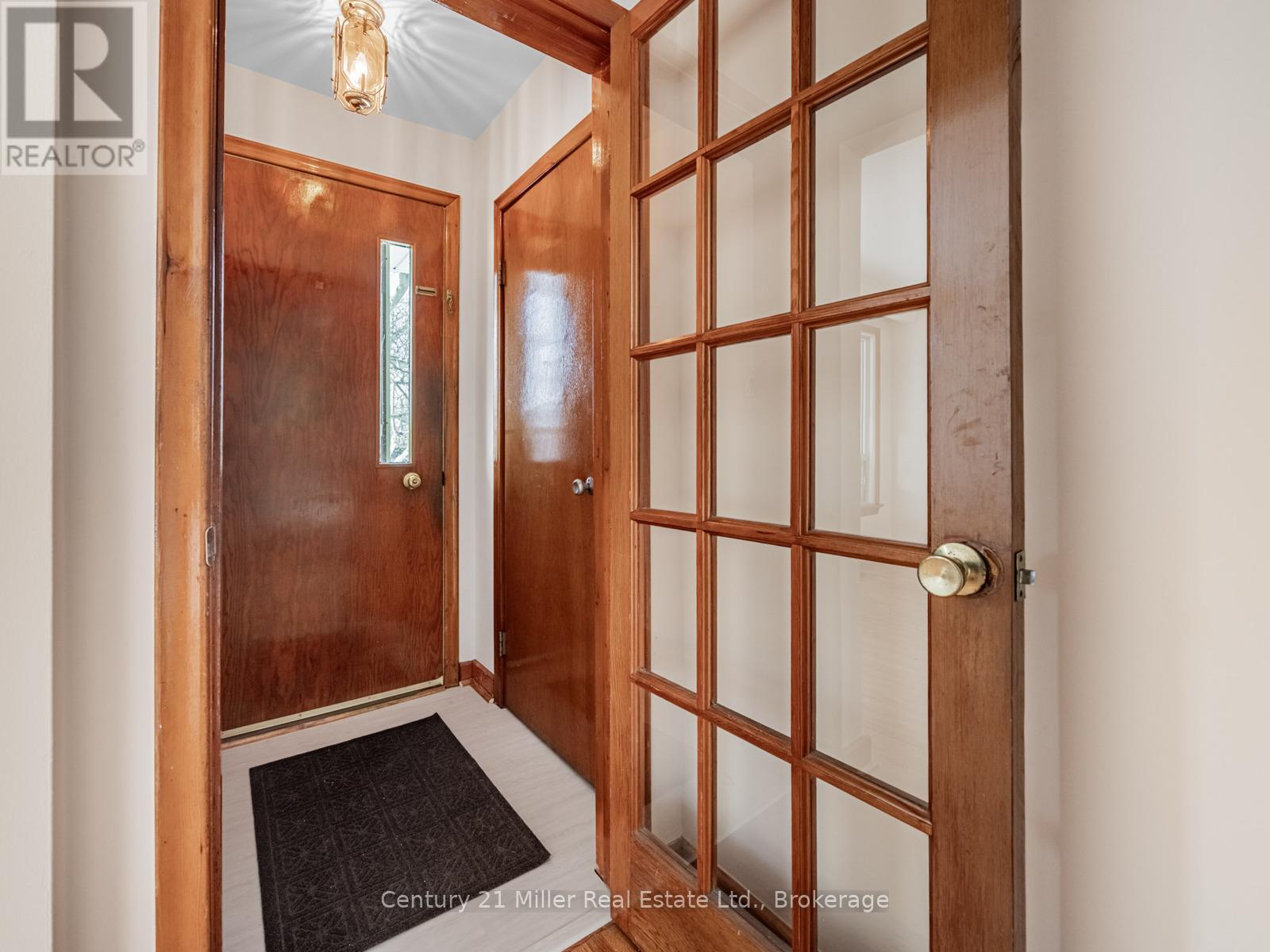 309 Queen Mary Drive, Oakville, Ontario  L6K 3L5 - Photo 8 - W12745594