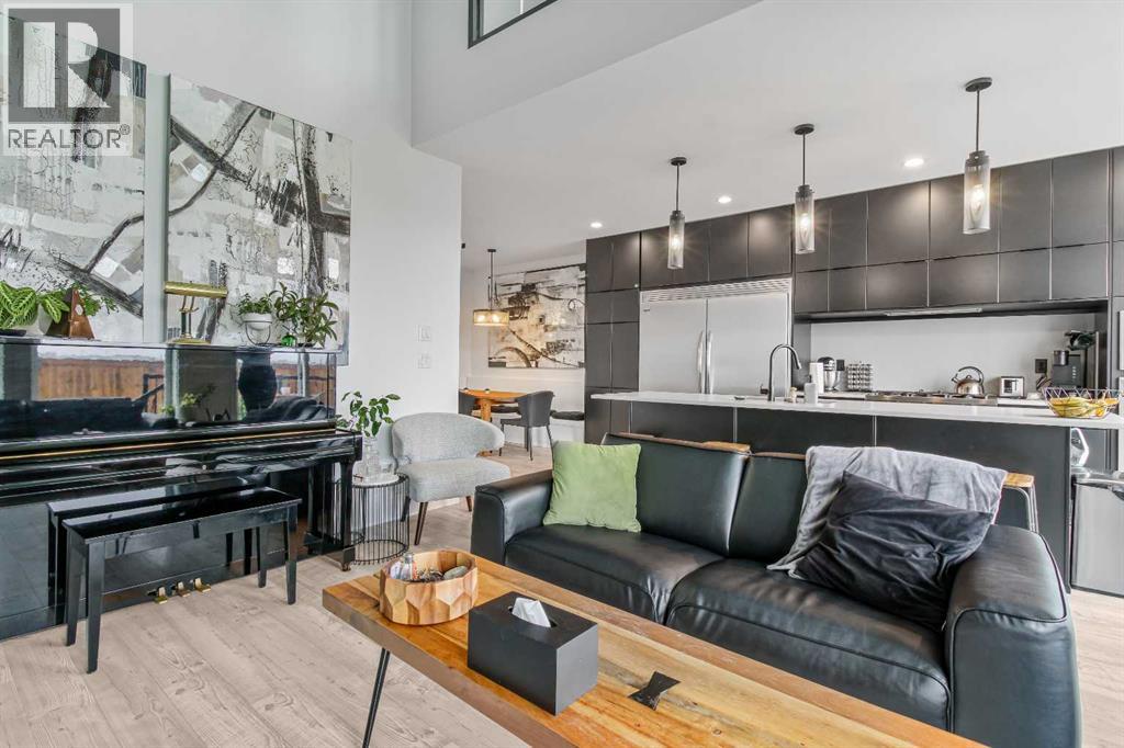 668 Aquitania Boulevard W, Lethbridge, Alberta  T1J 5N4 - Photo 10 - A2283072