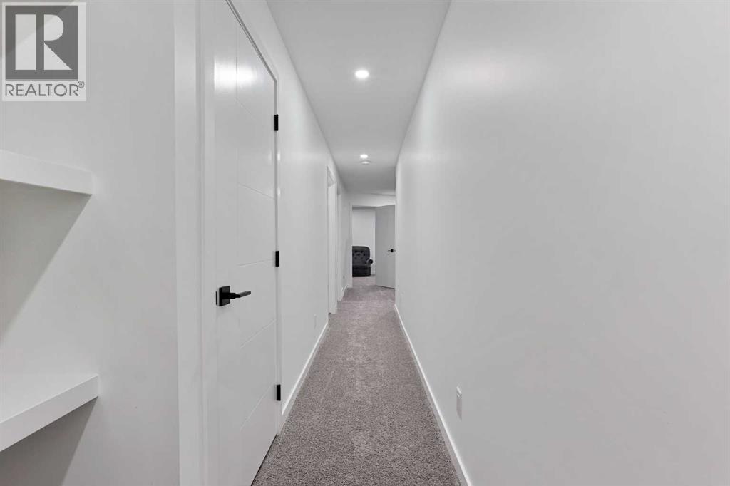 668 Aquitania Boulevard W, Lethbridge, Alberta  T1J 5N4 - Photo 38 - A2283072