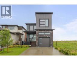 668 Aquitania Boulevard W, Lethbridge, Alberta