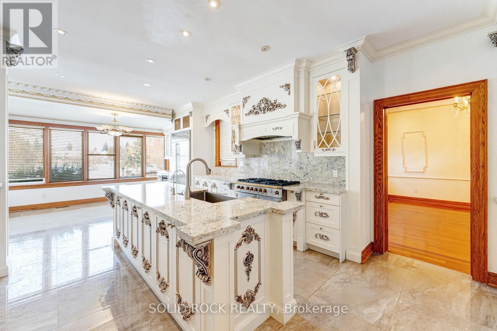 10 Merrydale Court, Brampton, Ontario  L6P 0H4 - Photo 24 - W12745658