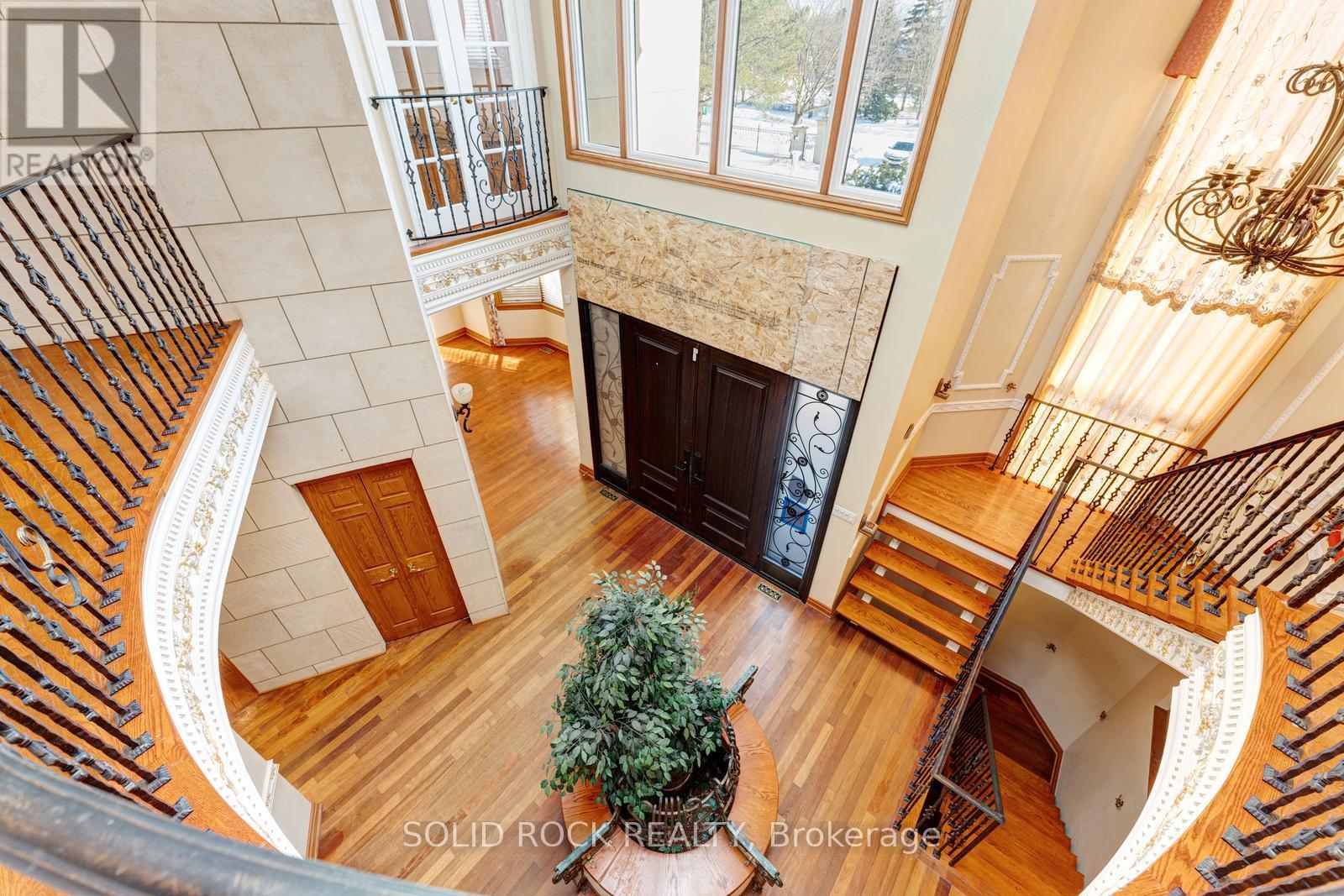 10 Merrydale Court, Brampton, Ontario  L6P 0H4 - Photo 34 - W12745658