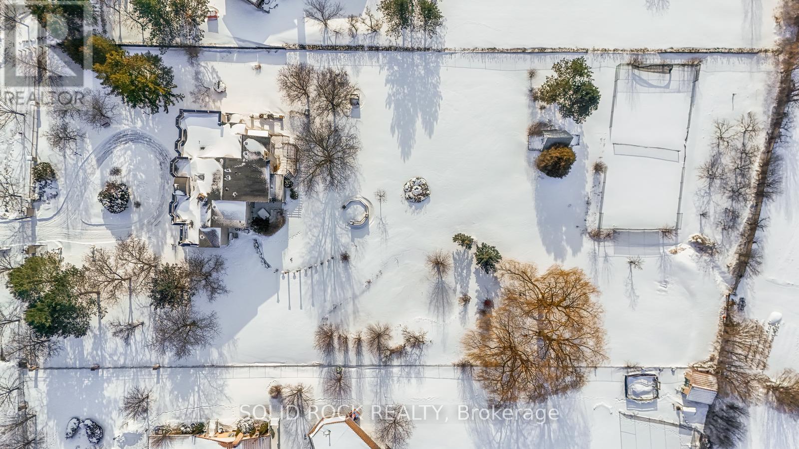 10 Merrydale Court, Brampton, Ontario  L6P 0H4 - Photo 6 - W12745658