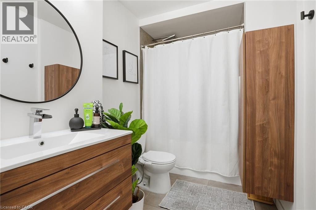 391 Stone Church Road E Unit# 63, Hamilton, Ontario  L9B 2H3 - Photo 31 - 40799178