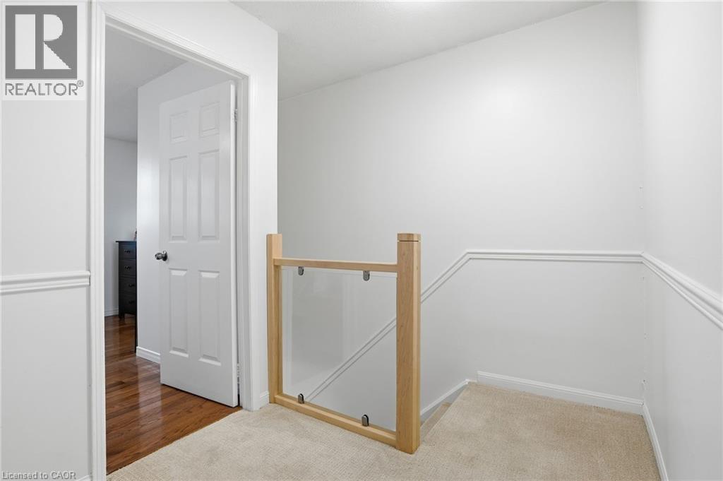 391 Stone Church Road E Unit# 63, Hamilton, Ontario  L9B 2H3 - Photo 33 - 40799178