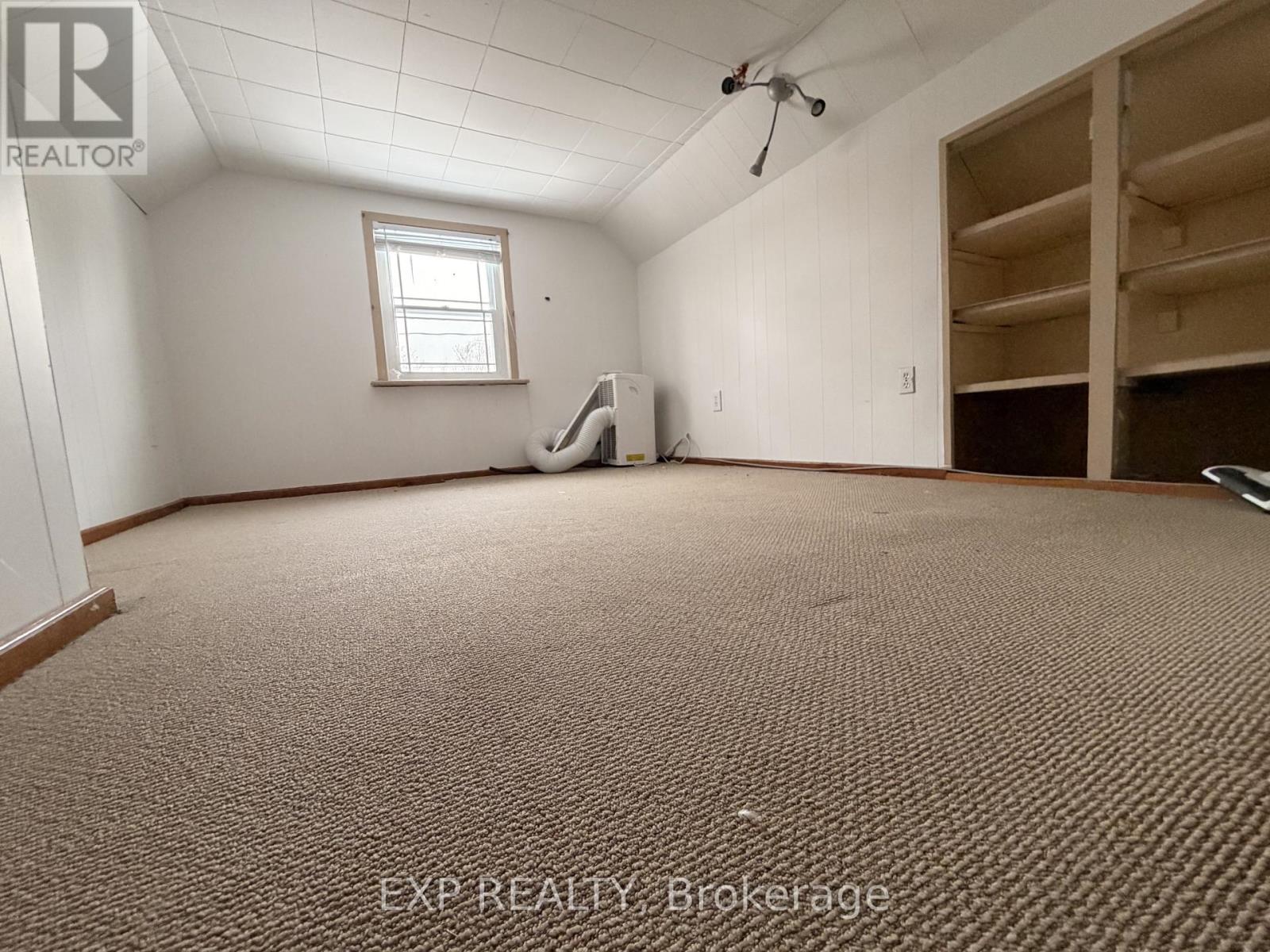 78 Yonge Street N, Springwater, Ontario  L0L 1P0 - Photo 19 - S12725042