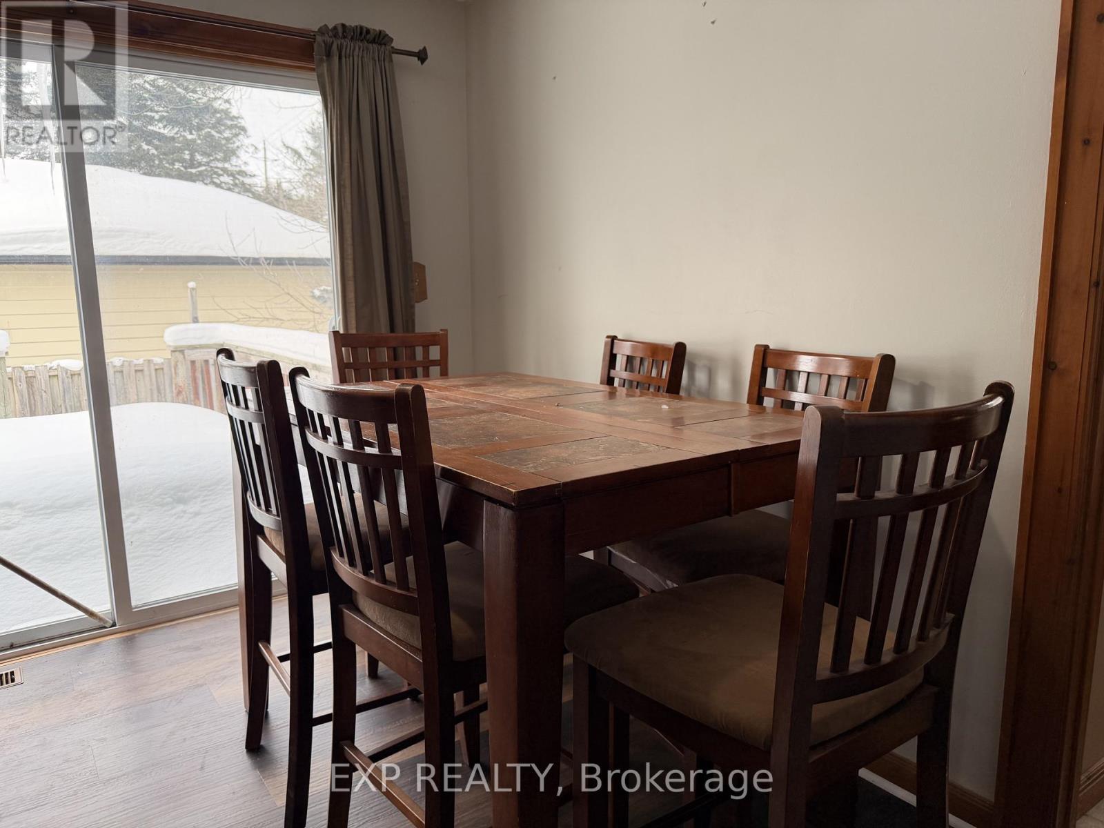 78 Yonge Street N, Springwater, Ontario  L0L 1P0 - Photo 28 - S12725042