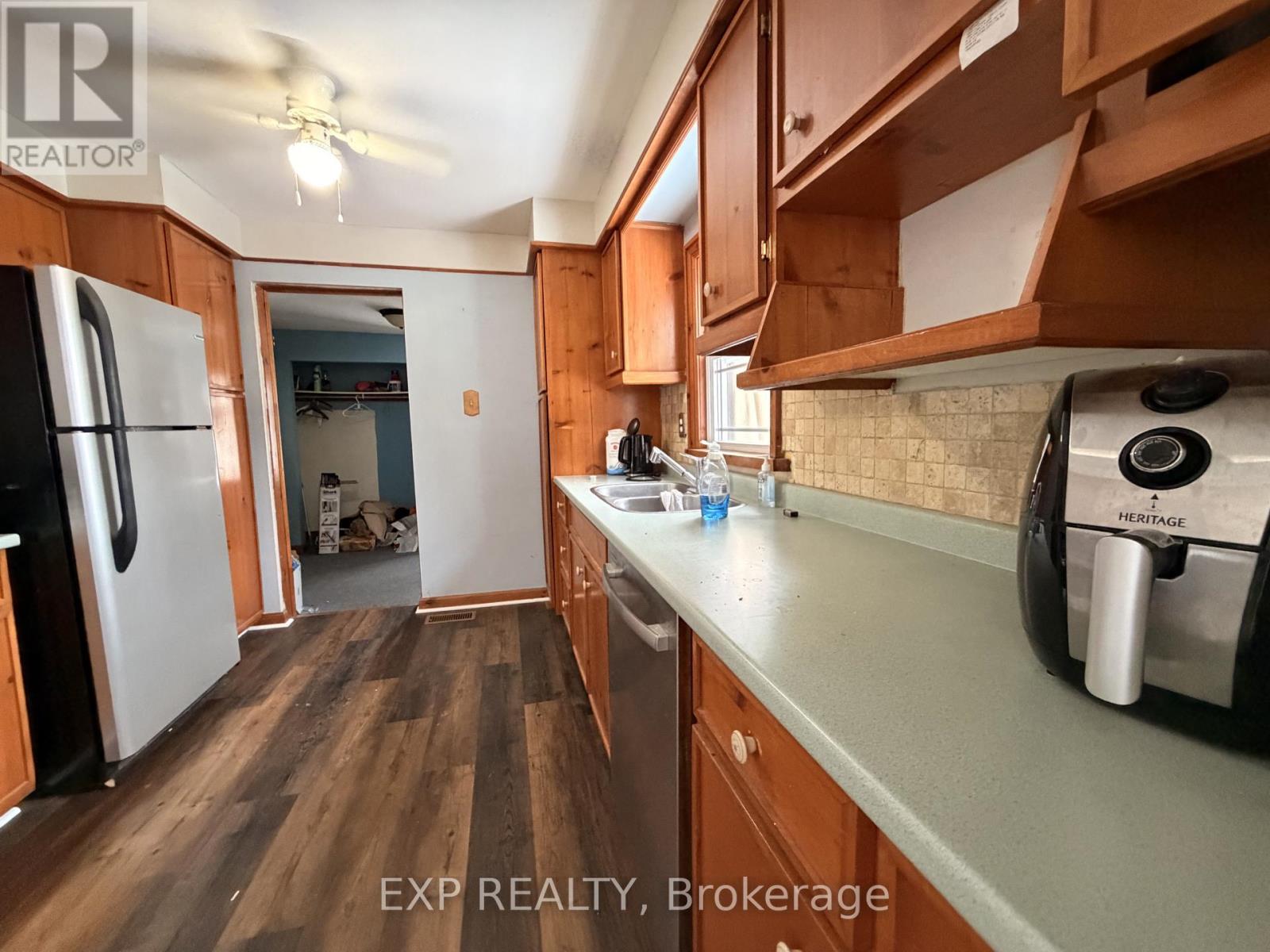 78 Yonge Street N, Springwater, Ontario  L0L 1P0 - Photo 38 - S12725042