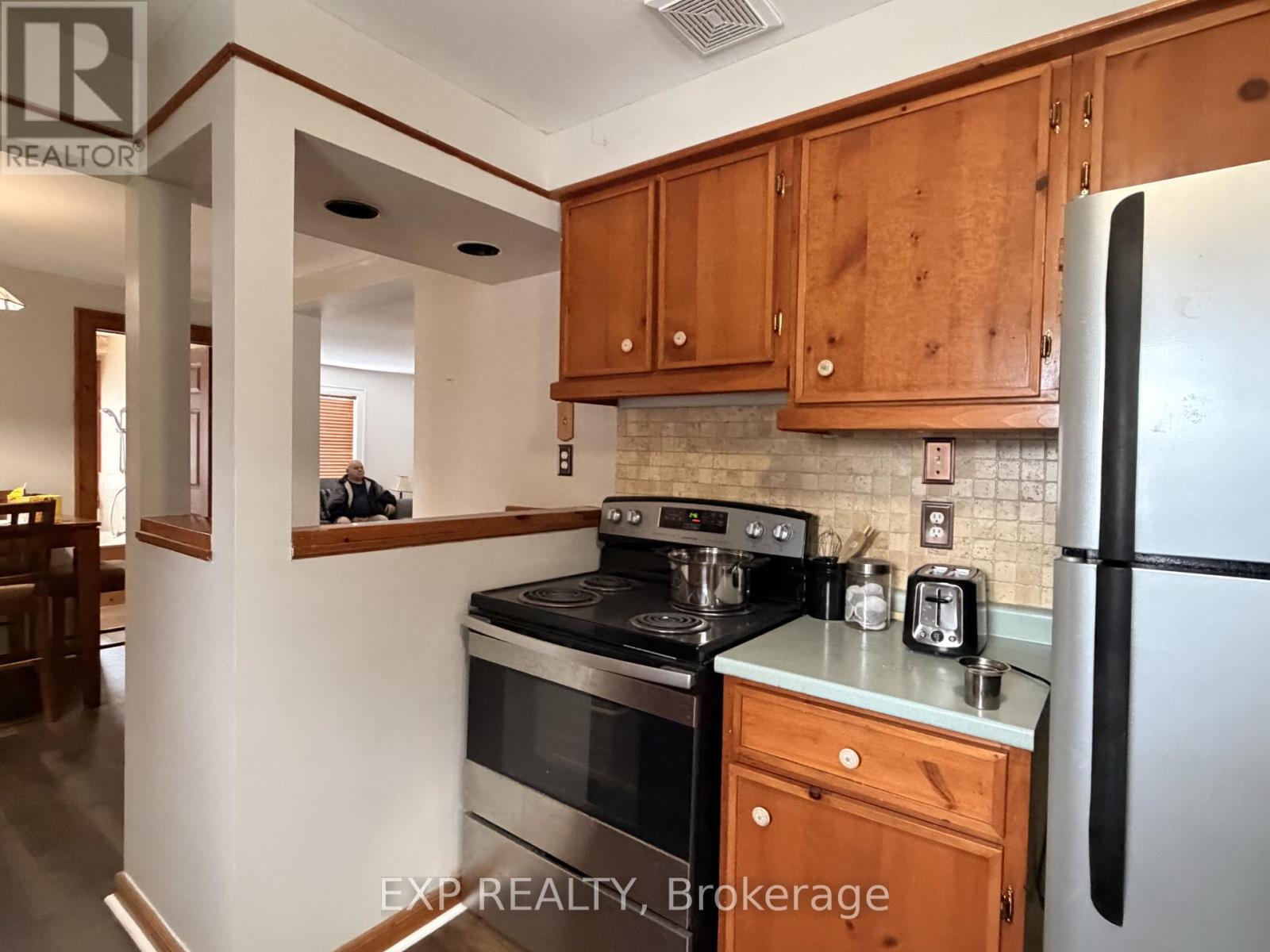 78 Yonge Street N, Springwater, Ontario  L0L 1P0 - Photo 44 - S12725042