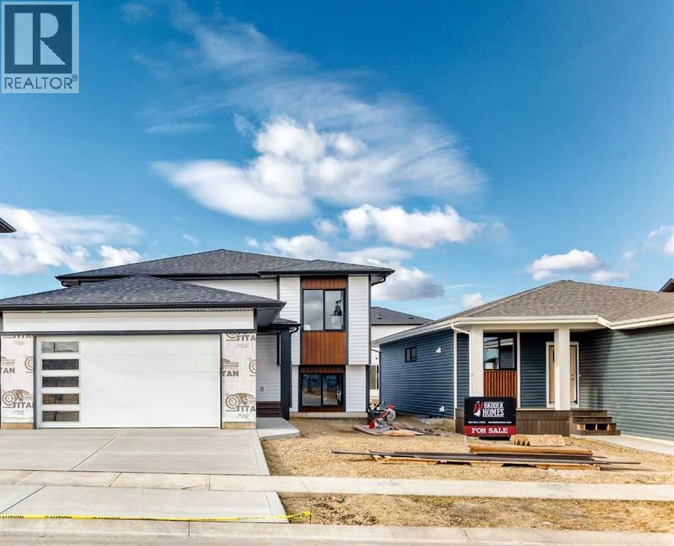 18 Tagish Avenue, Red Deer, Alberta  T4P 0Y7 - Photo 4 - A2268021