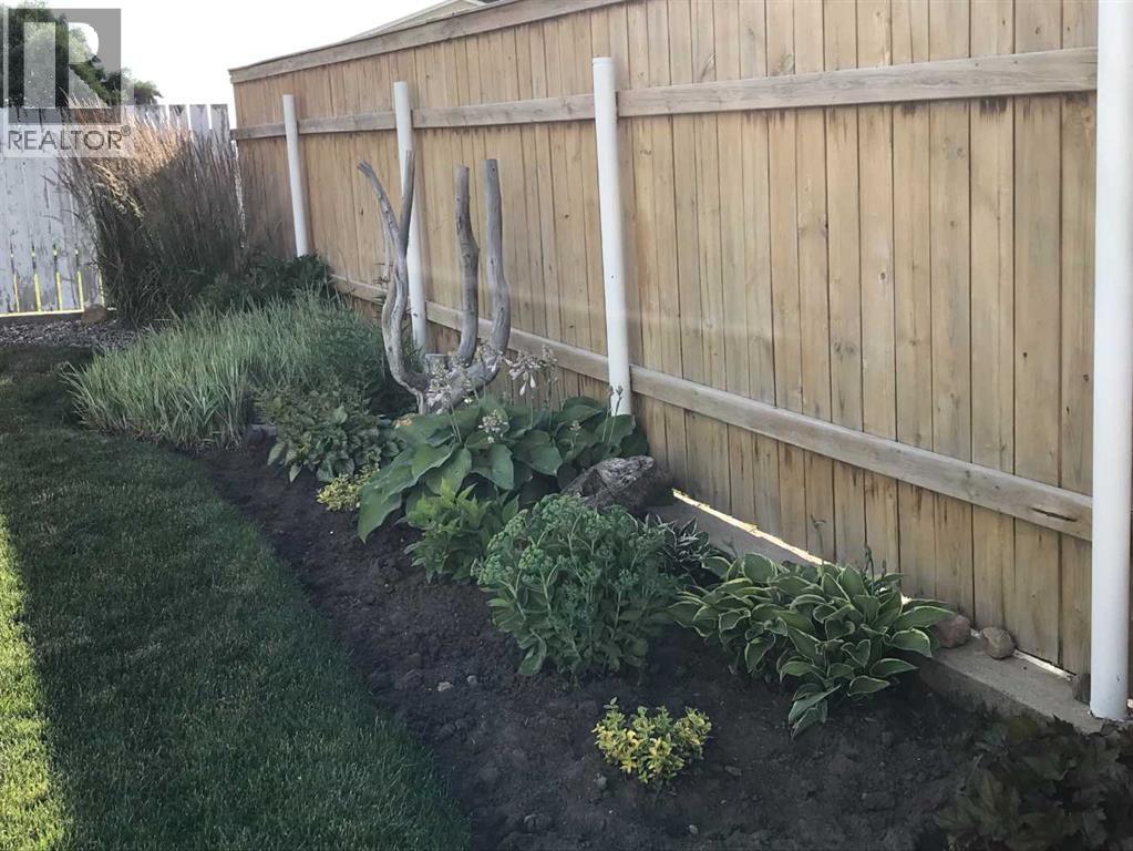 164 Mt Crandell Crescent W, Lethbridge, Alberta  T1K 6L8 - Photo 21 - A2283005