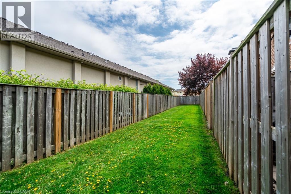 391 Stone Church Road E Unit# 63, Hamilton, Ontario  L9B 2H3 - Photo 42 - 40799178