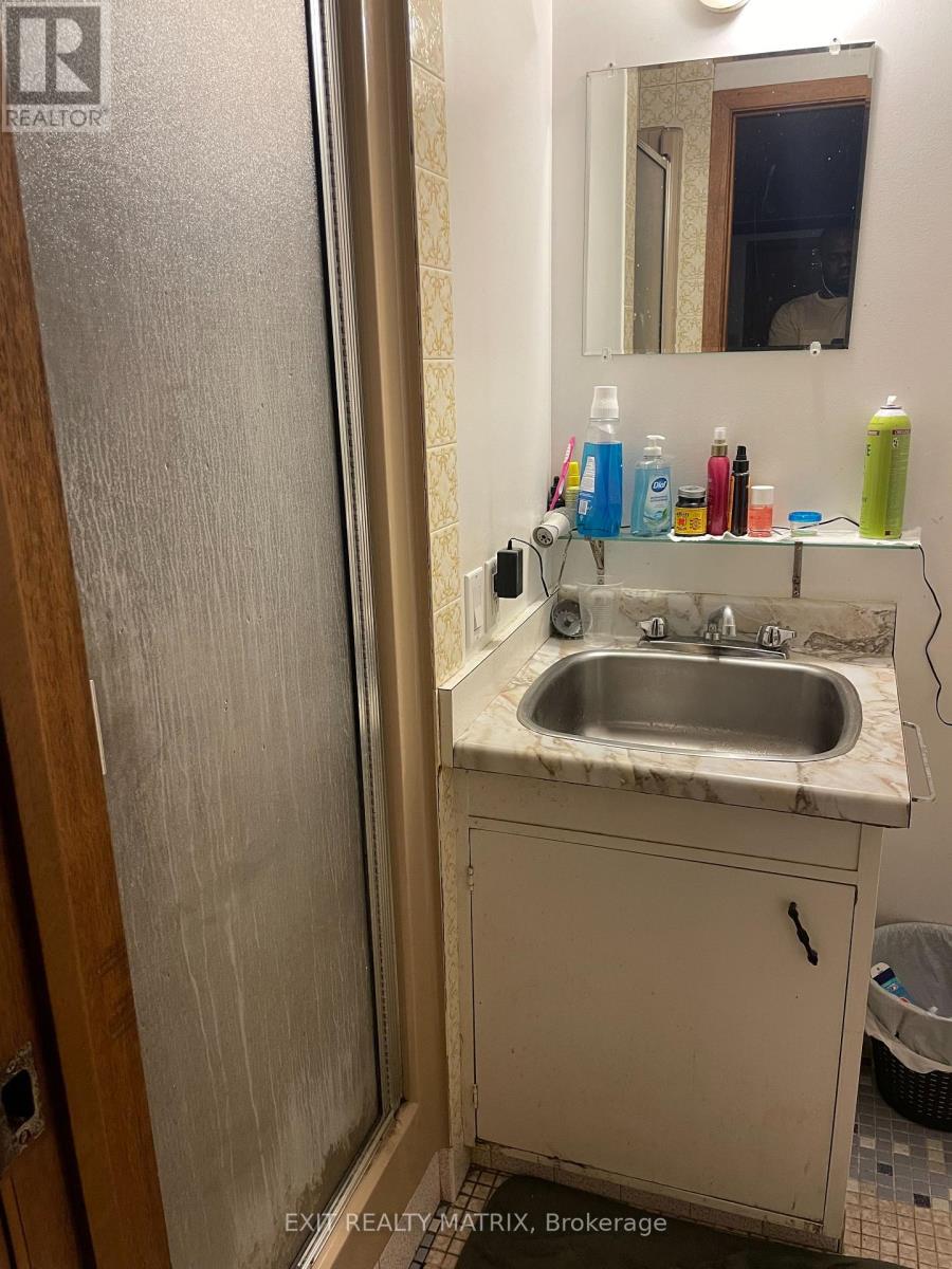 1504 Kingsdale Avenue, Ottawa, Ontario  K1T 1H2 - Photo 17 - X12745692